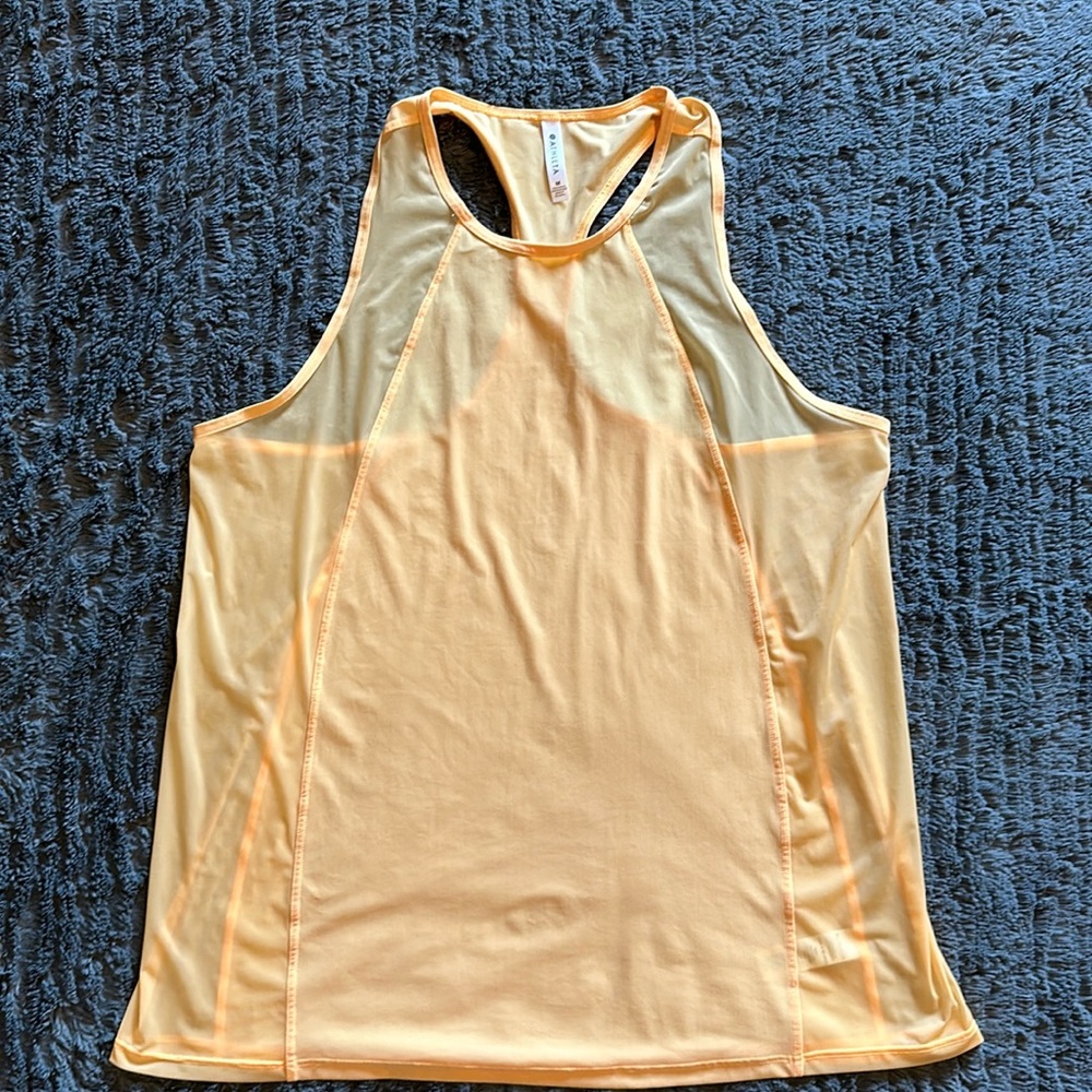 Athleta Ultimate Hybrid Tank